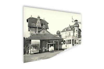 De Haan – Plakat – historisches Foto – Straßenbahnhaltestelle De Haan – englisch-normannisches Fachwerk – Wanddekoration – Souvenirs De Haan – 